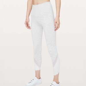 Lululemon NWT Wunder Under Crop II *Roll Down Scallop Luxtreme 24" WSNB/NMBS 6